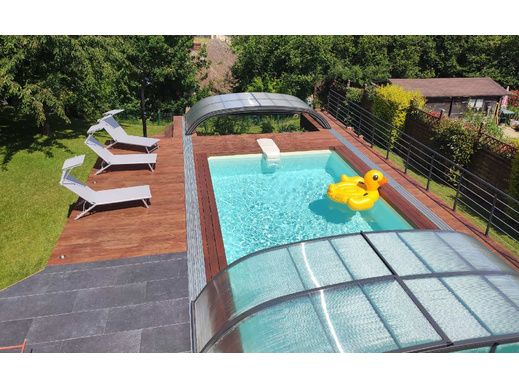 Pourquoi installer un abri de piscine hors sol ? Avantages, types et conseils