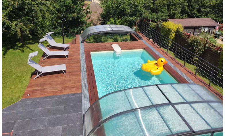 Pourquoi installer un abri de piscine hors sol ? Avantages, types et conseils